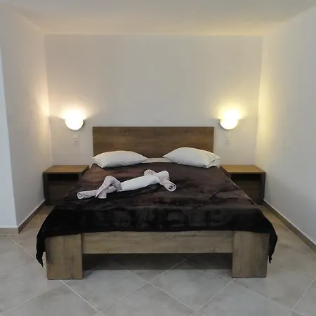 Delfini House 아파트 아스프로발타