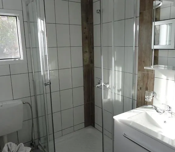 Delfini House 公寓 *