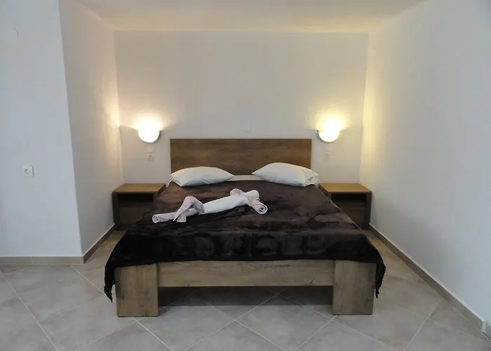 Delfini House 公寓 艾斯普罗瓦塔