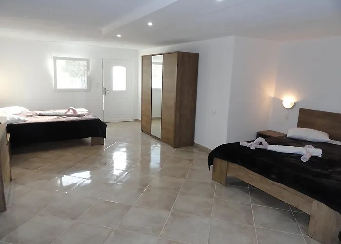 Delfini House 艾斯普罗瓦塔