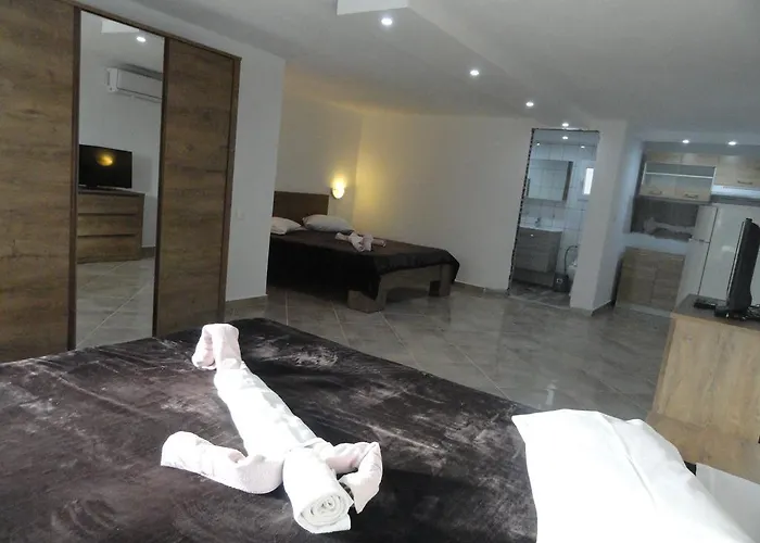 Delfini House 公寓